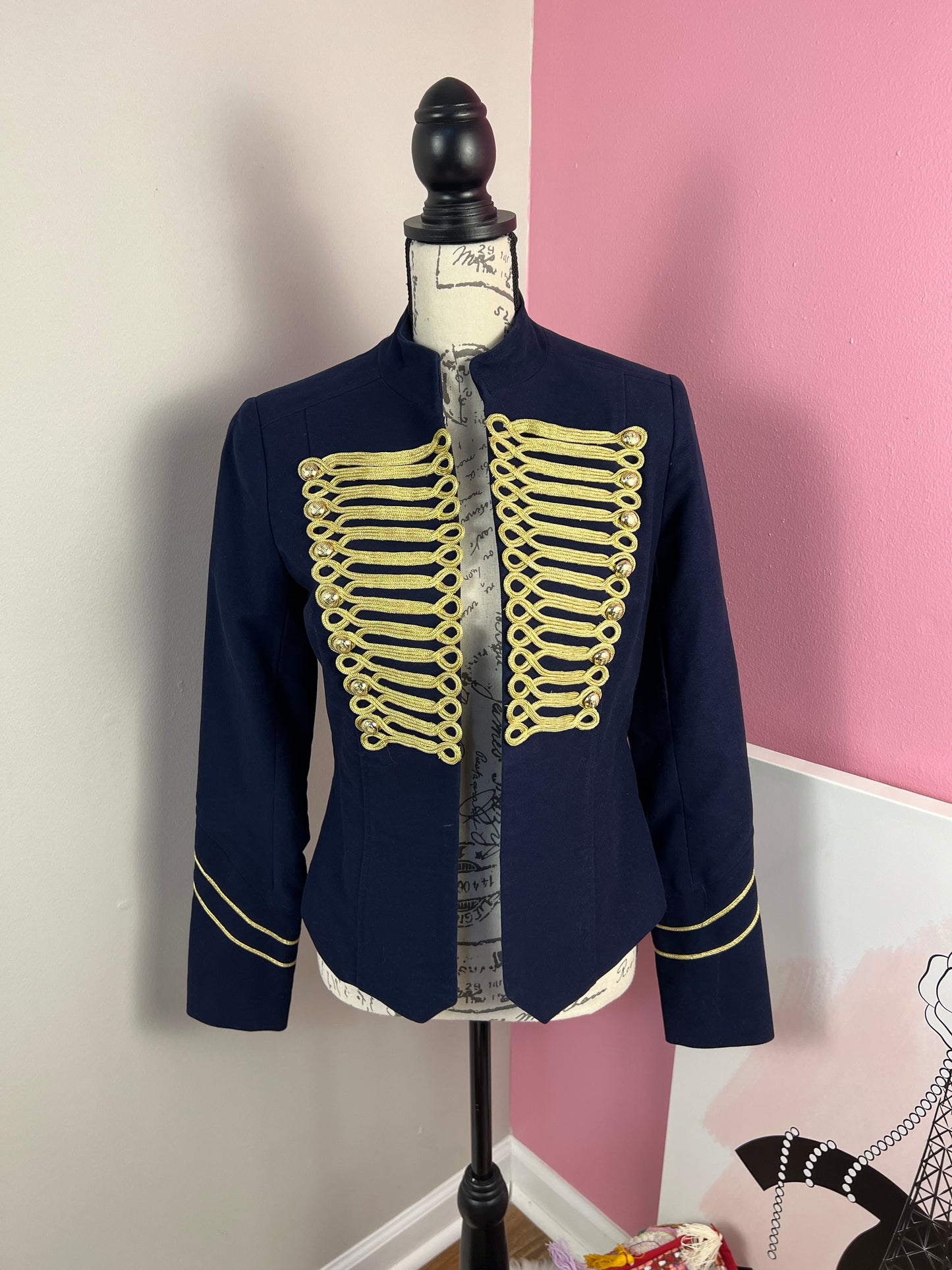 EMBROIDERED BLUE JACKET