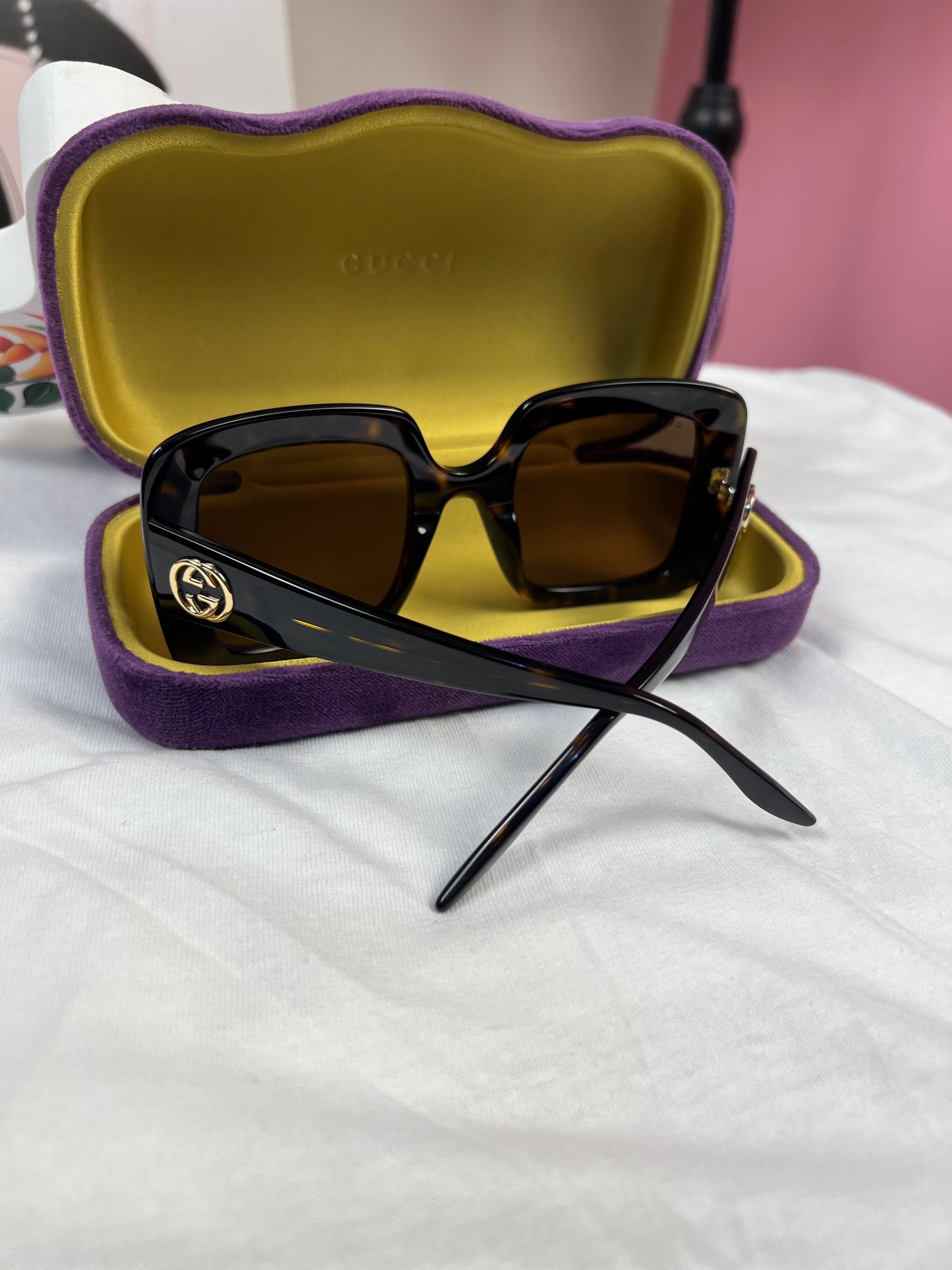 GUCCI SUNGLASS