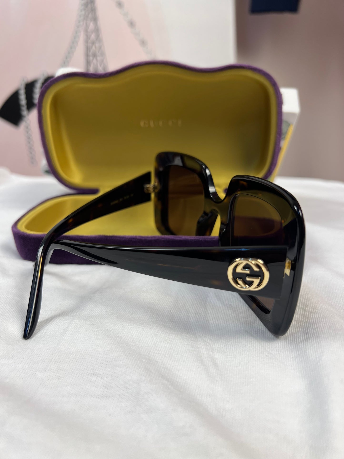 GUCCI SUNGLASS