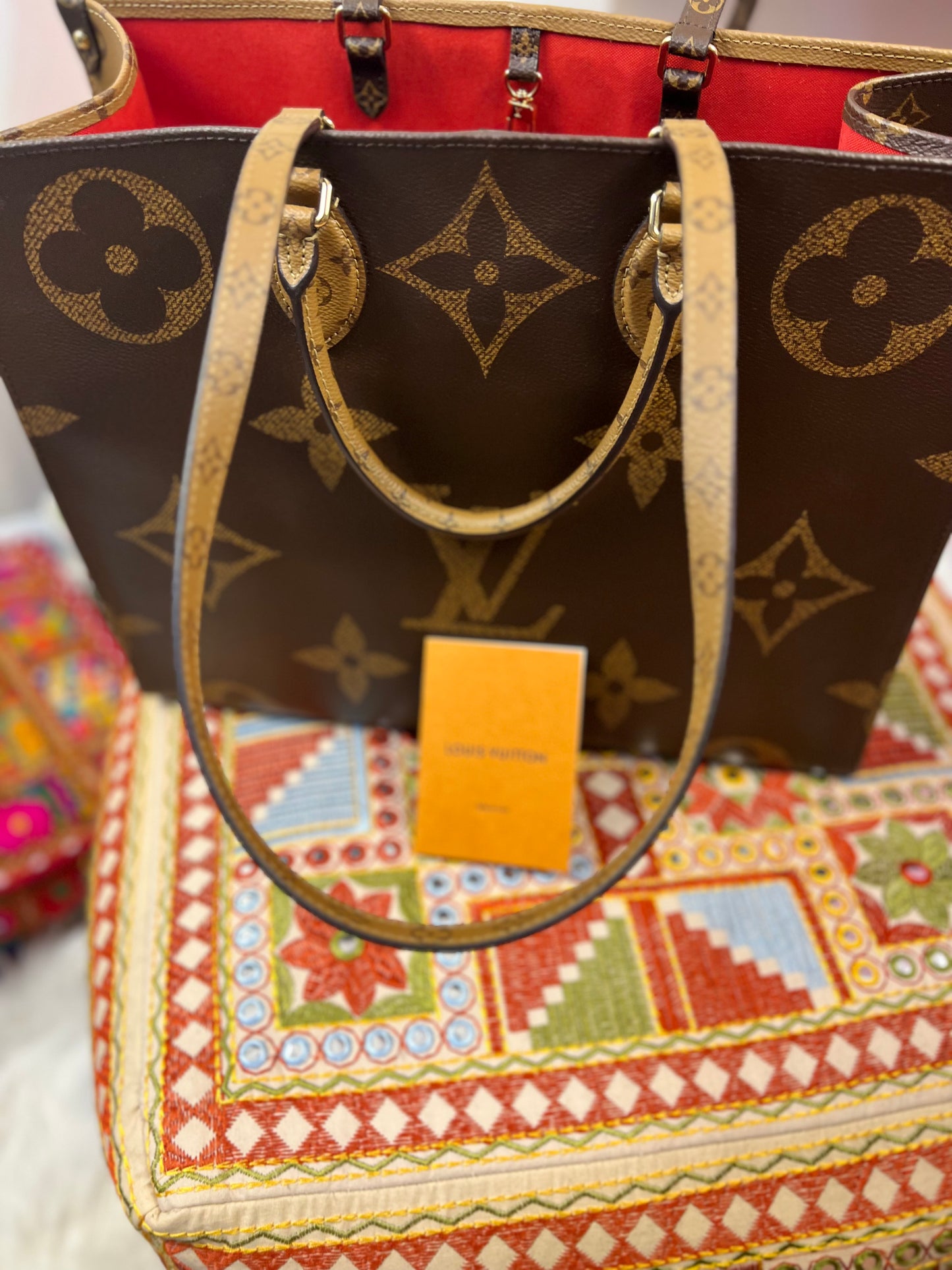 LOUIS VUITTON GM ON-THE-GO TOTE