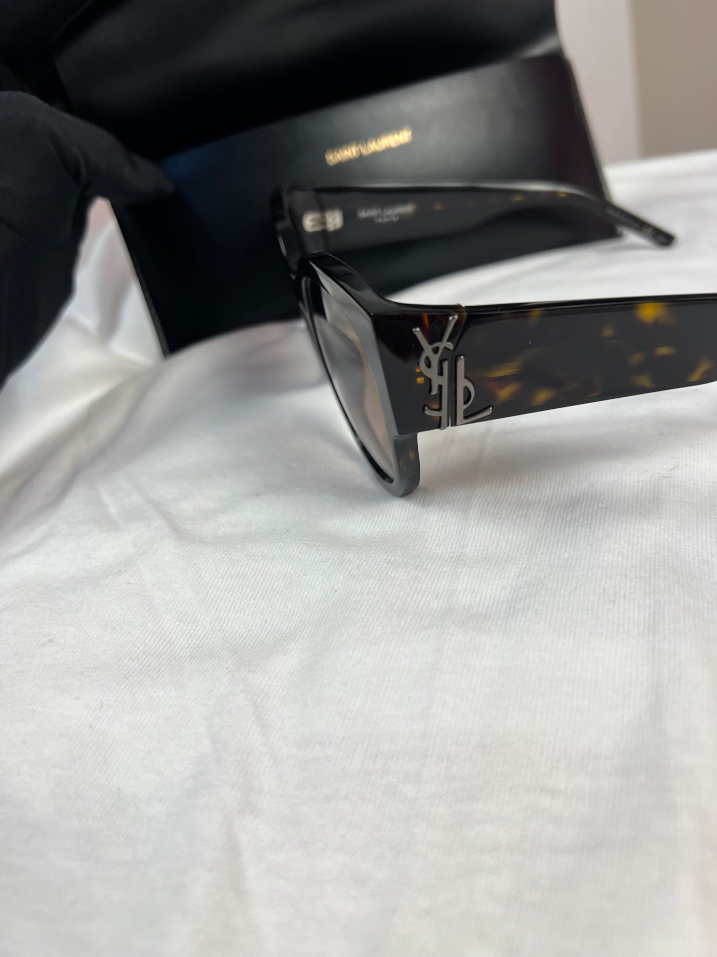 YSL SUNGLASS