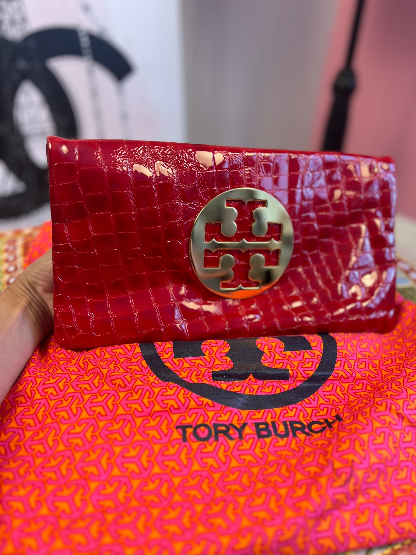 TORY BURCH CLUTCH