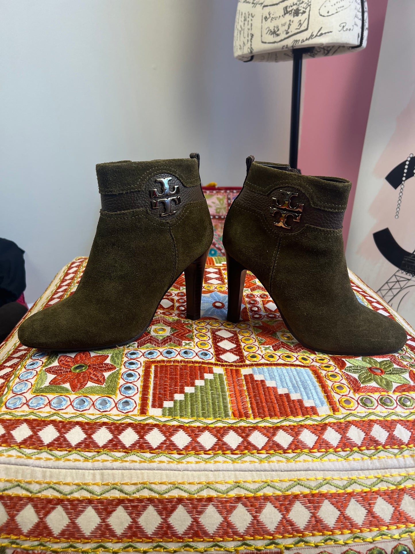 TORY BURCH BOOTIES