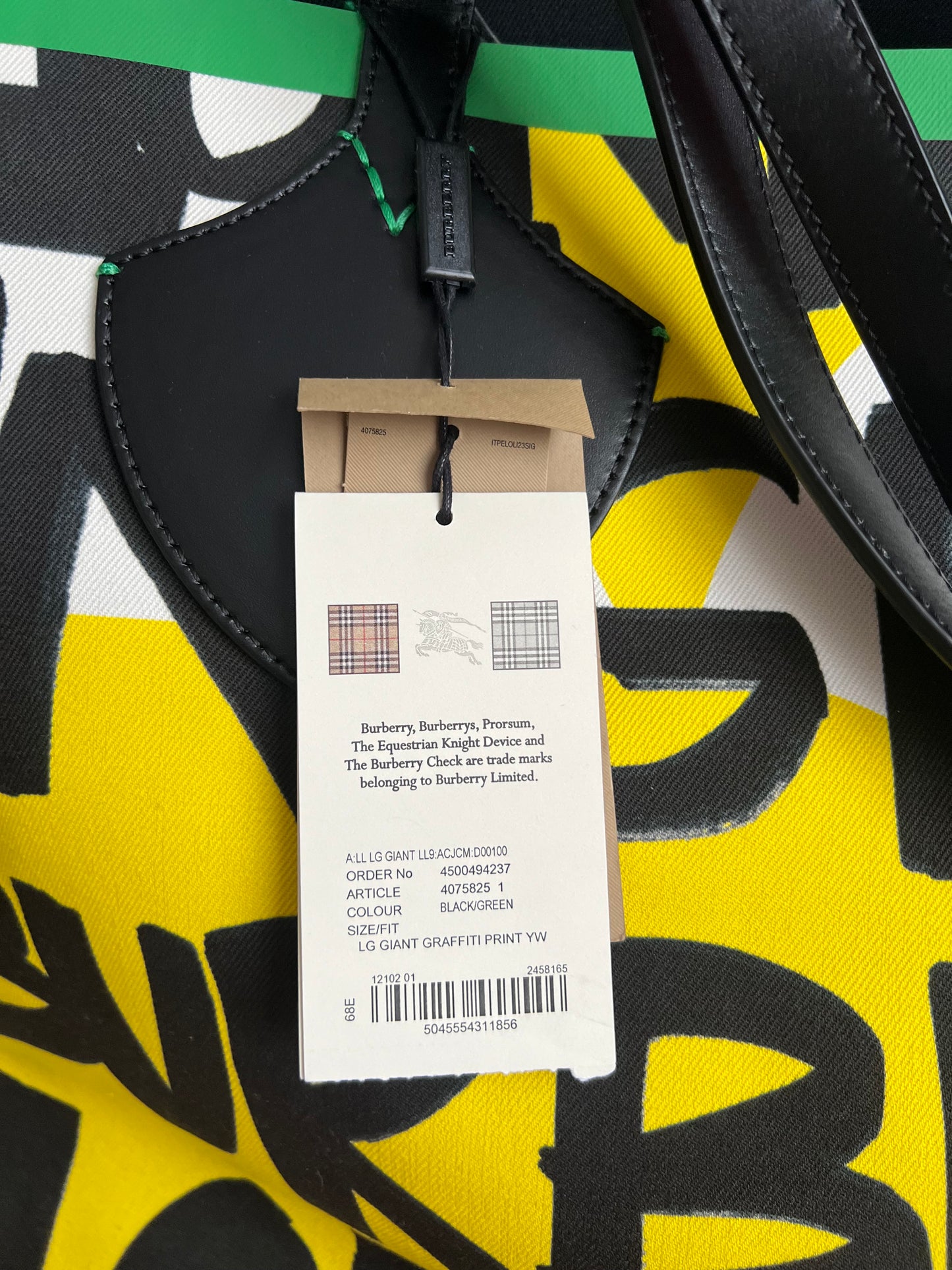 XL BURBERRY TOTE GIANT